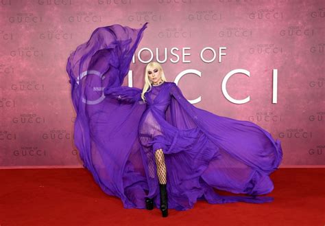 lady gaga sfilata gucci|lady gaga chameleon.